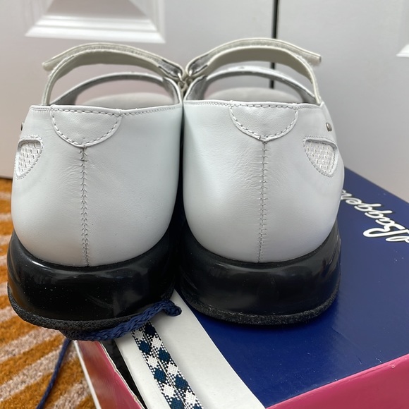 Sandbaggers Open Toed Golf Shoes - Picture 3 of 5